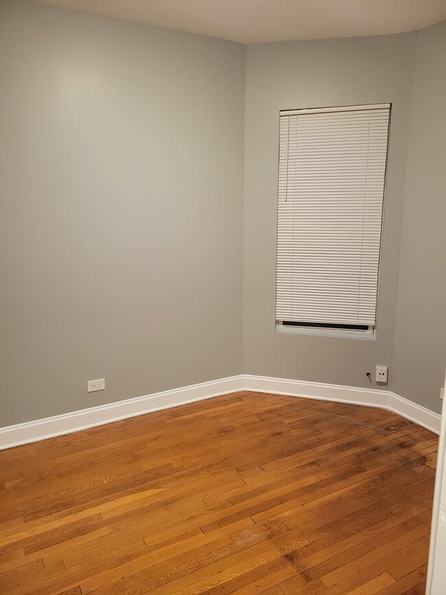 Building Photo - 7943 S Ada St