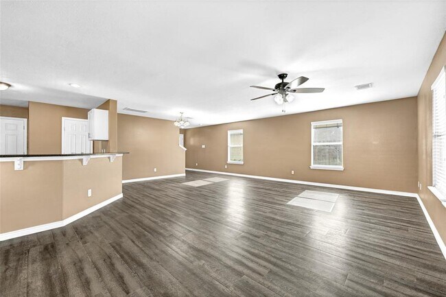 Building Photo - 13218 Ambrosa Dr