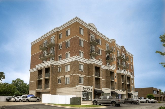Building Photo - 238 E Irving Park Rd