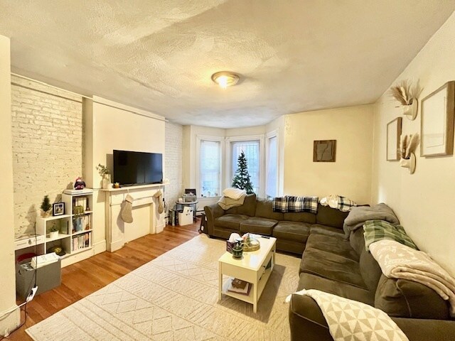 Building Photo - 15 Sewall St