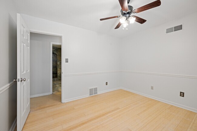 Building Photo - 1879 Corbin Rd