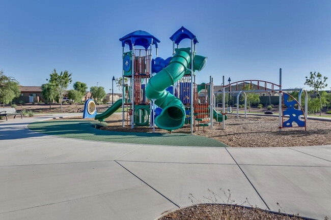 Building Photo - 1106 E Regent Dr