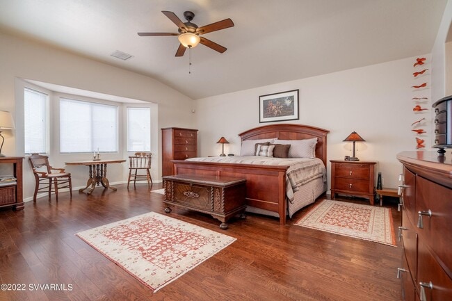 Building Photo - Unfurnished beauty in lovely Amante