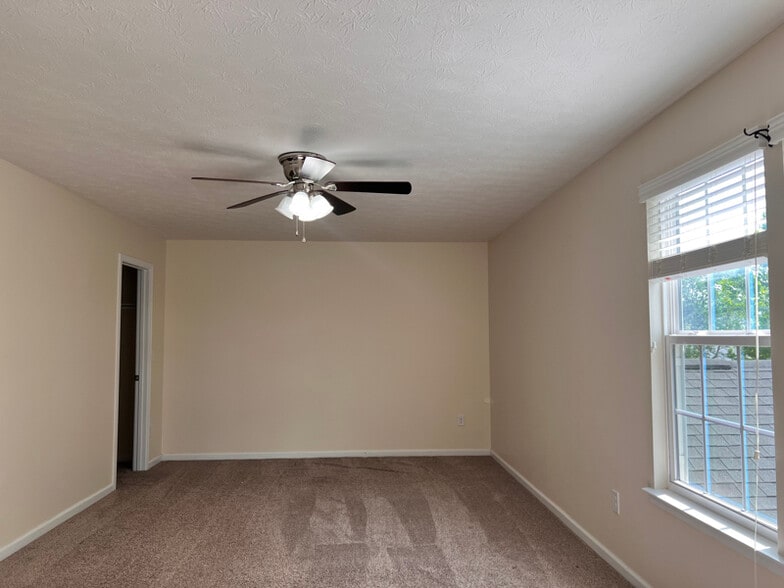 Building Photo - 2758 Unbridled Way