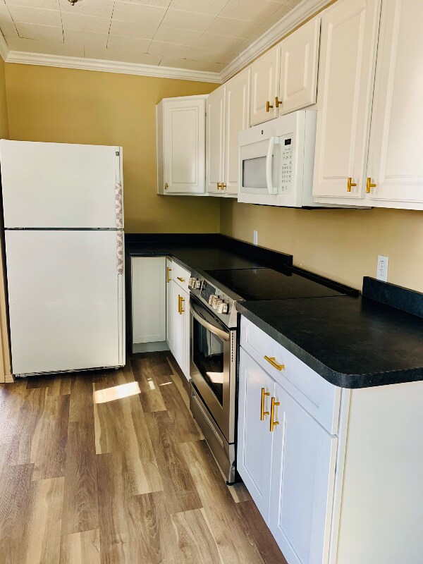 Building Photo - 6289 Marsh Rd