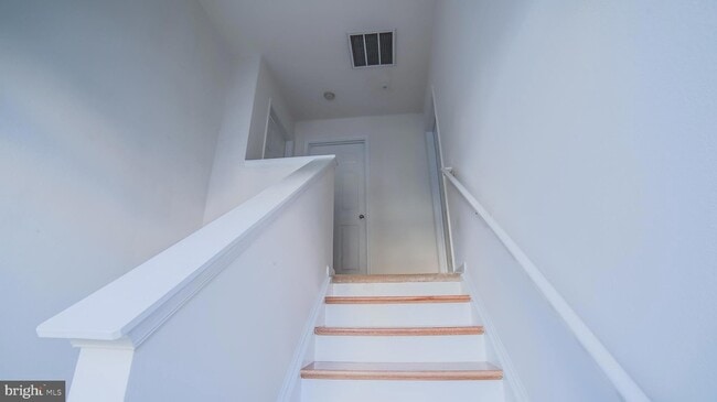 Building Photo - 8067 Nicosh Cir Ln