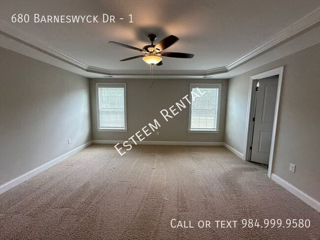 Building Photo - 680 Barneswyck Dr