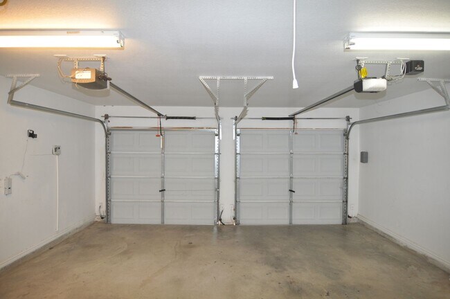 Building Photo - Stunning 4-2-2 in Ft. Worth – Keller ISD!