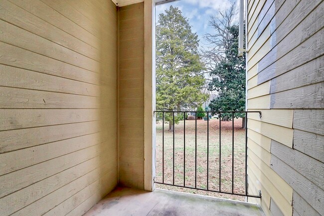 Building Photo - 7360 Rose Terrace Ct