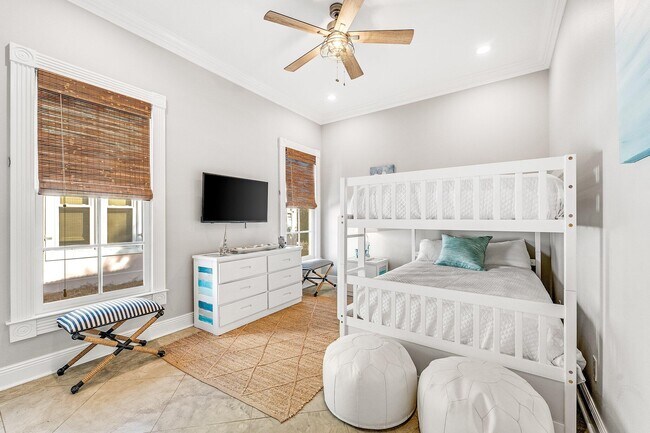 Building Photo - 51 Rue Caribe