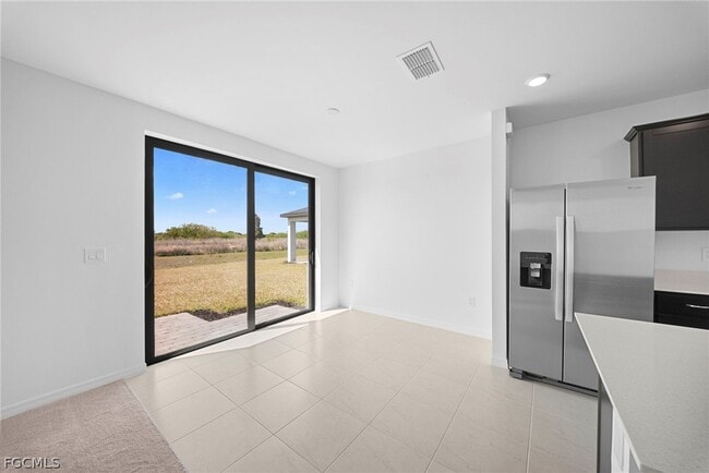 Building Photo - 258 Silent Lk Dr