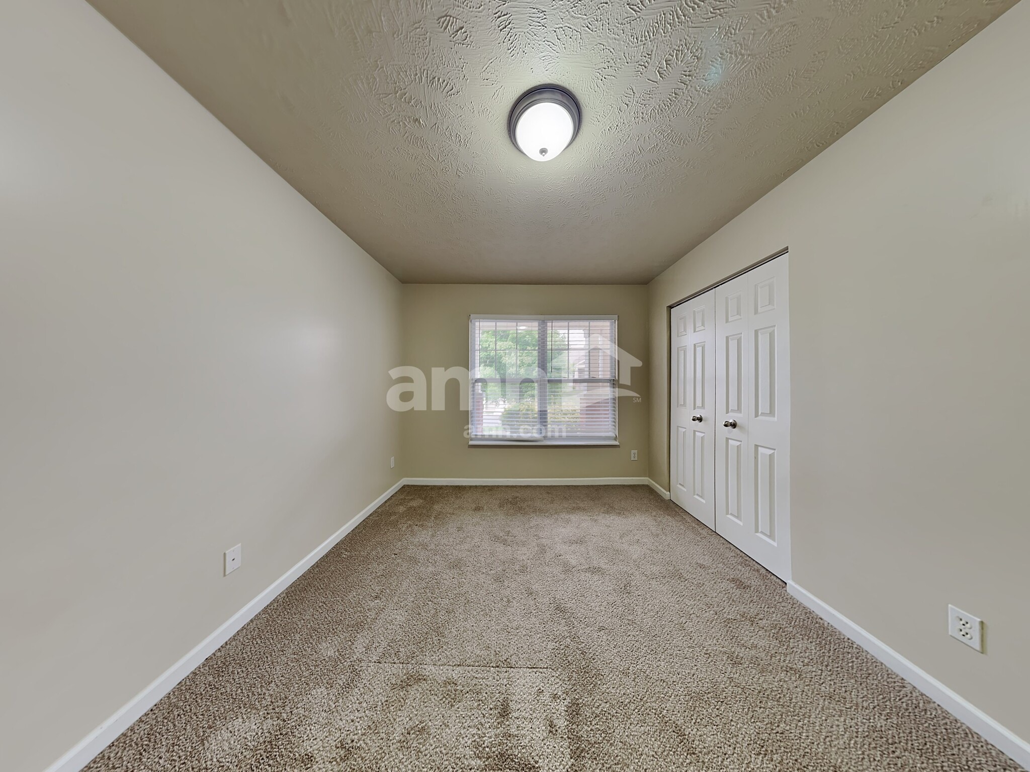 Building Photo - 2104 Erin Ln