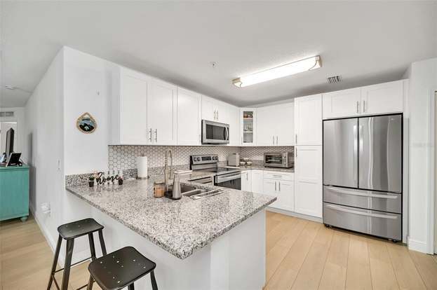 Building Photo - 2738 Club Cortile Cir