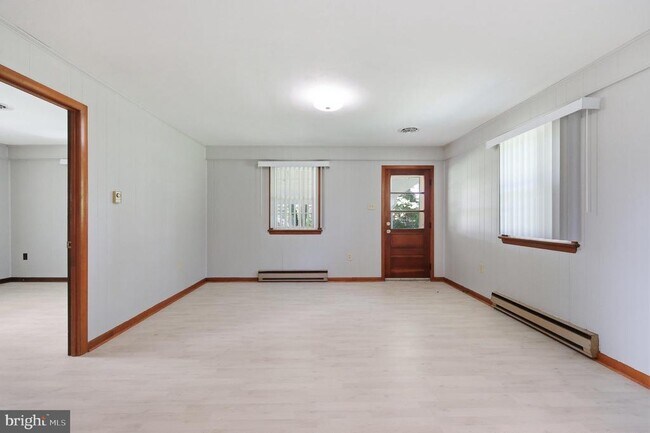 Building Photo - 4015 Jefferson Pike