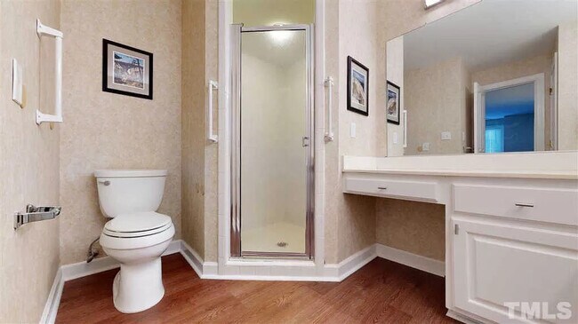 Building Photo - 329 Glen Echo Ln