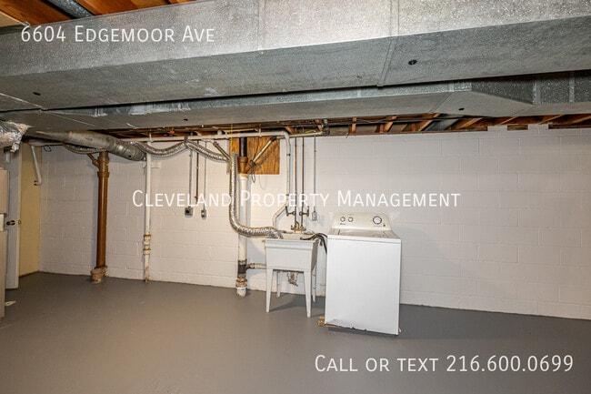 Building Photo - 6604 Edgemoor Ave