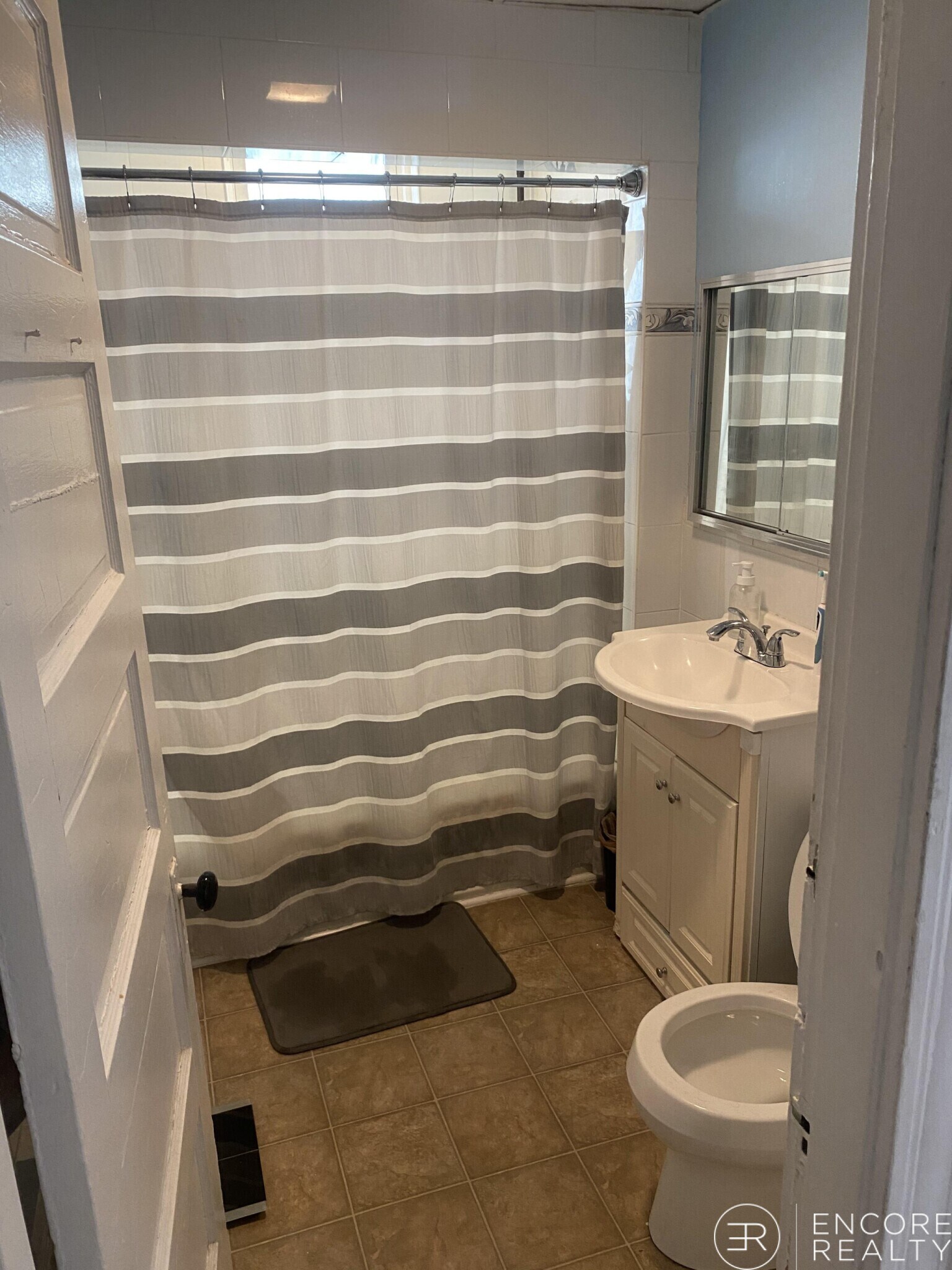 Building Photo - 2 Imrie Rd