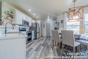 Building Photo - 9311 Mimosa Manor