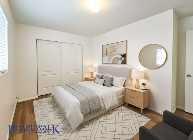 Building Photo - 3944 Crown Ave