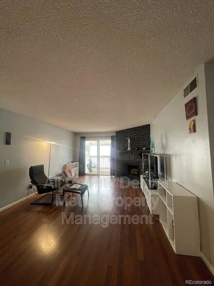 Building Photo - 14454 E Colorado Dr