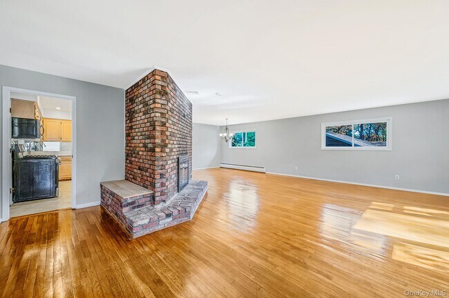 Building Photo - 23 Princeton Dr