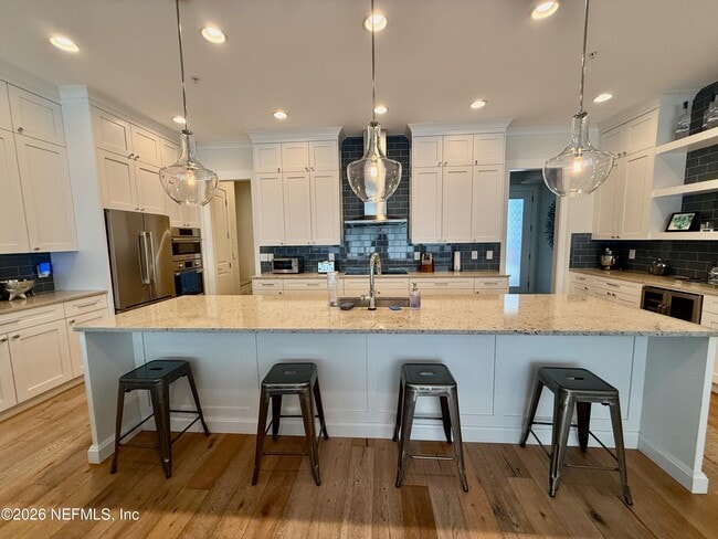 Building Photo - 2530 Beach Blvd