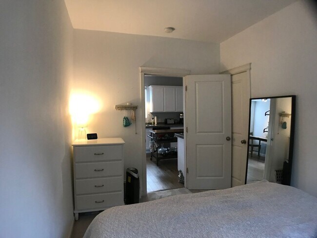 Building Photo - Charming remodeled Bungalow - 2 Bedrooms 1 Bath, 1,104 Sq. Ft.