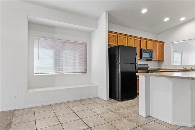 Building Photo - 2924 Riarosa Ct