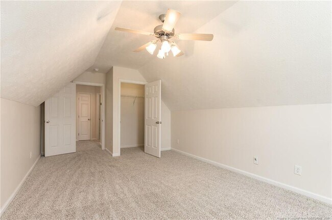Building Photo - 114 Terrier Way