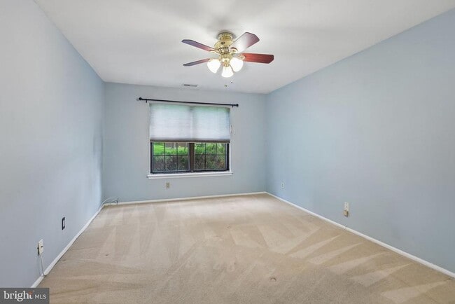 Building Photo - 253 Everly Ct