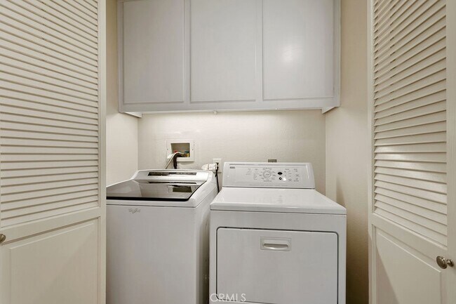 Building Photo - 33626 Tidewater Dr