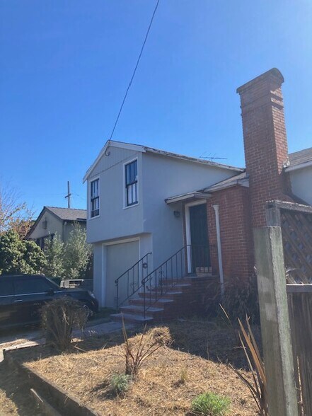 front of house - 1390 Dwight Way