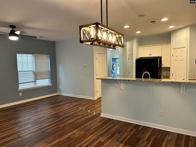 Building Photo - 454 Westmoreland Rd