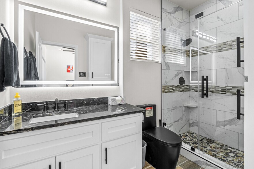 Building Photo - 3518 Dennis St