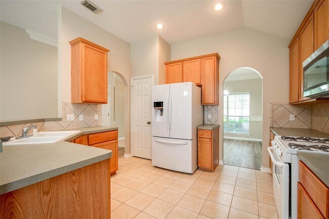 Building Photo - 20214 Sunset Ranch Dr