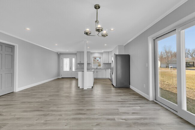 Building Photo - 980 Acacia Dr