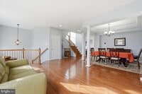 Building Photo - 43281 Goosefoot Square