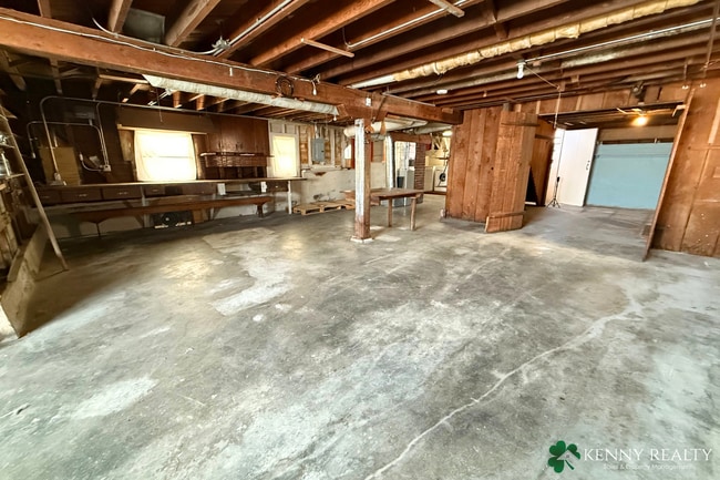 Building Photo - Spacious 3 Bedroom Home in Sign Hill Neighborhood in South San Francisco