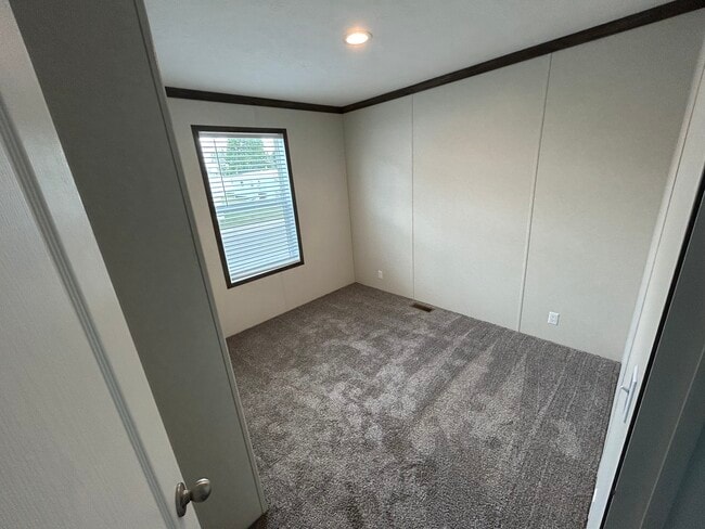 Building Photo - 11338 Mill Creek