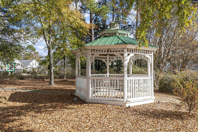 Building Photo - 105 Trellis Ln