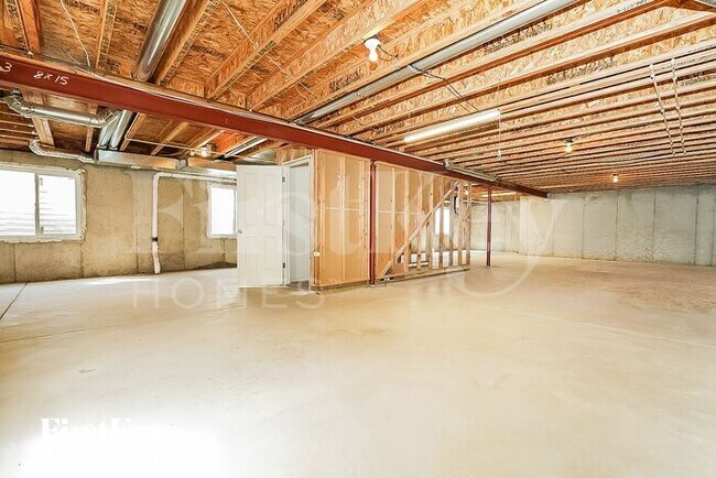 Building Photo - 10802 Barclay Ct