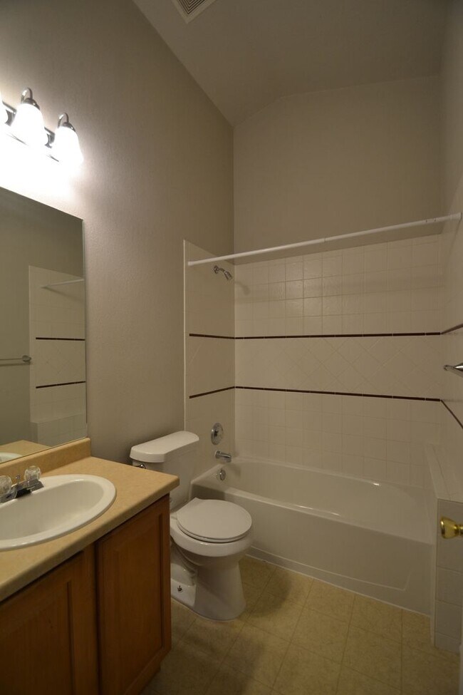 Building Photo - 3 bed, 2 bath with A/C in Fountain Mesa Heights - Available Now! MileStone Real Estate Services