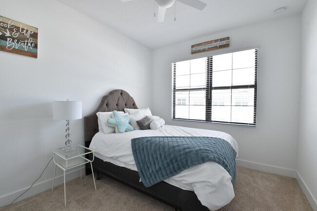 Building Photo - 12925 Alton Rd