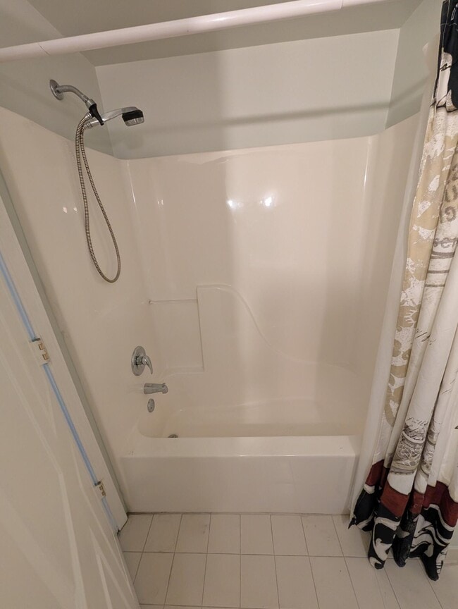 Building Photo - 41034 Rose Ln