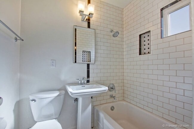 Building Photo - 3354-3356 30th Street