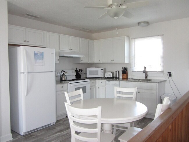 Building Photo - 40302 Due E Rd