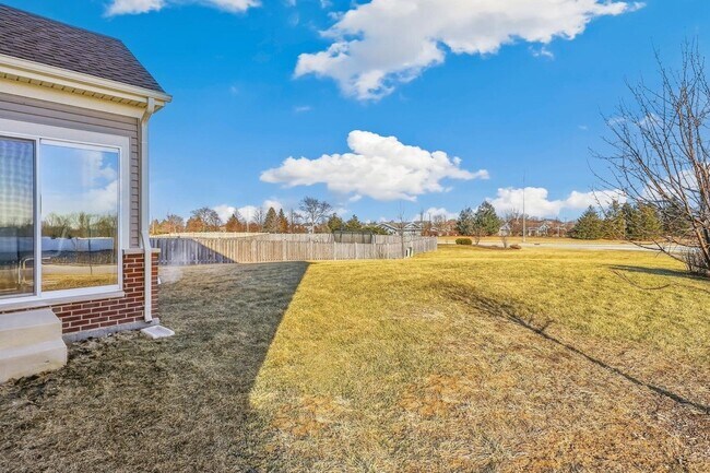 Building Photo - 16117 S Longcommon Ln
