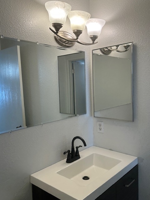 Building Photo - 304 N Riverside Dr