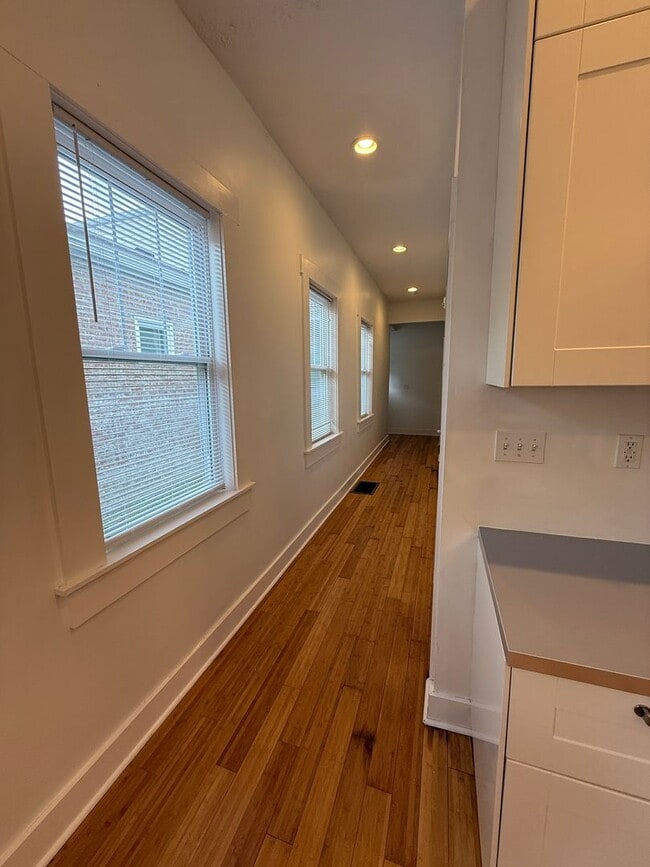 Building Photo - 3-BED 2-BATH IN SHELBY PARK W/ 3-CAR GARAGE
