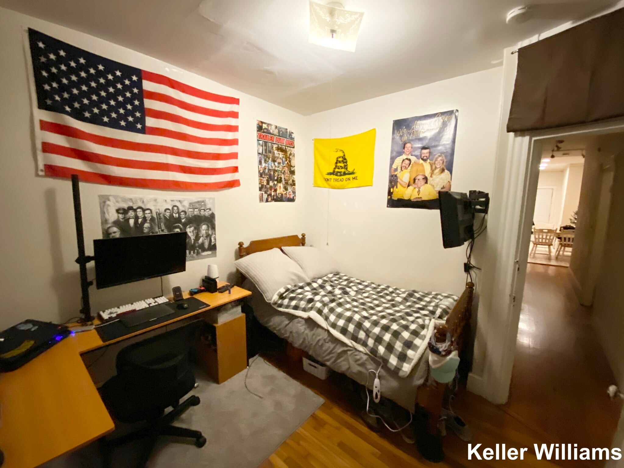 Building Photo - 61 Hillside St